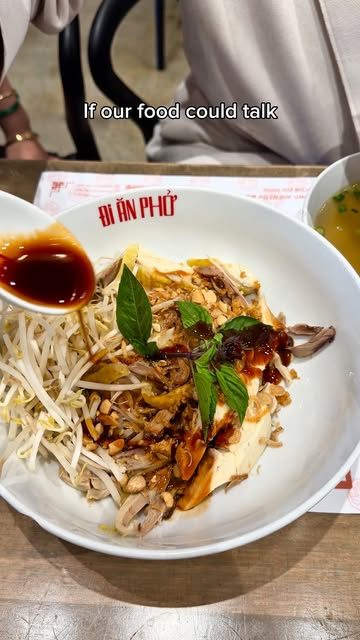 Phở close-up
